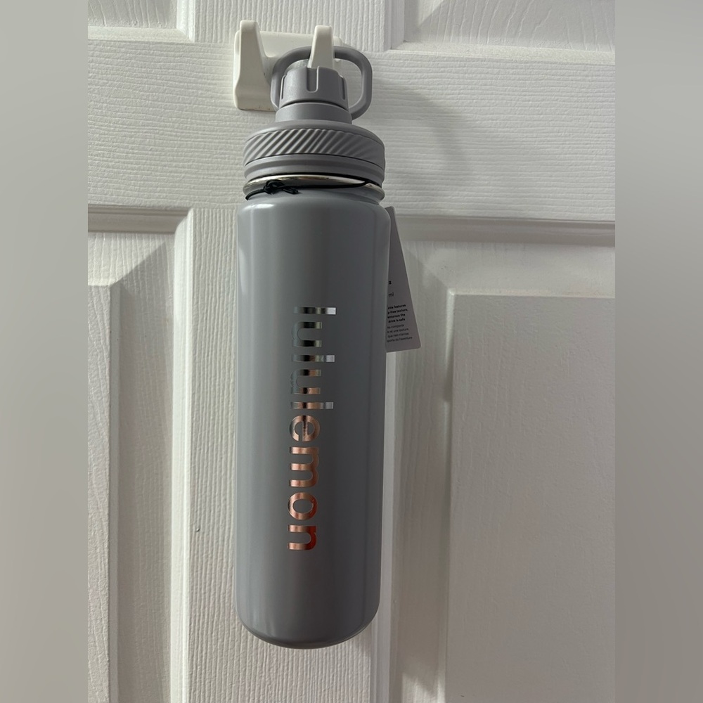 Lululemon *Back to Life Sport Bottle 24oz | Unisex Silver Grey